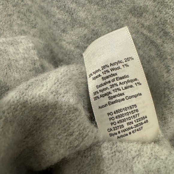 Aritzia Wilfred sweater - Picture 3 of 5